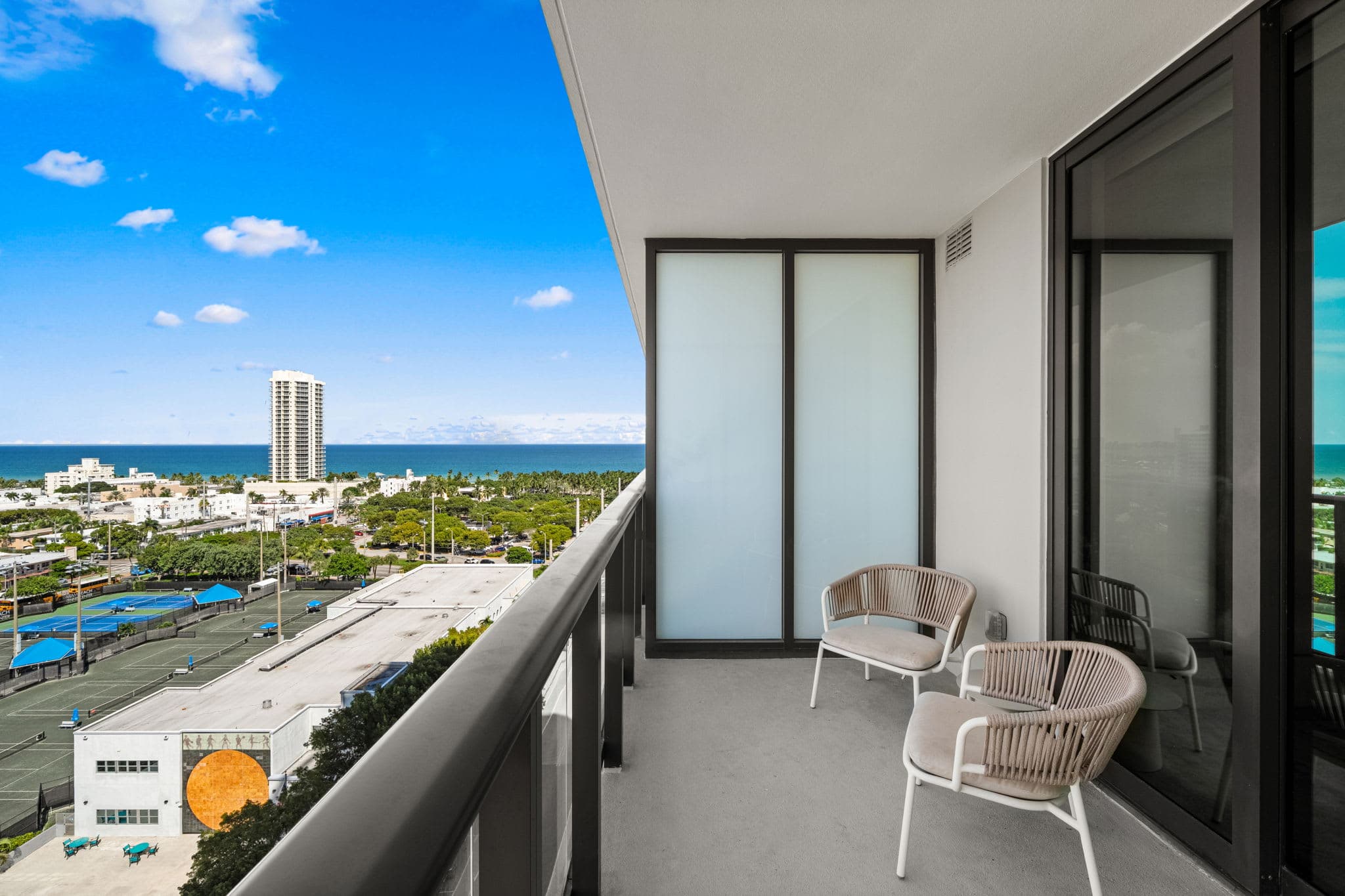 Luxury Miami Beach Escape Pool, Balcony & Beach at 72 Park