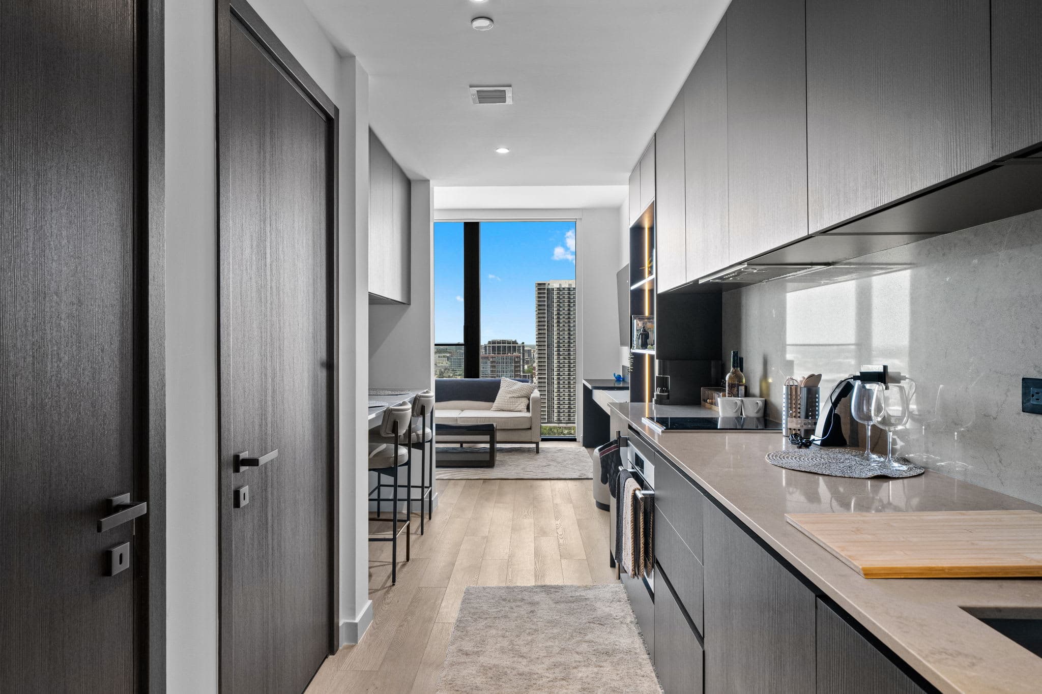 Luxury E11EVEN 22nd Floor Suite with City & Bay View