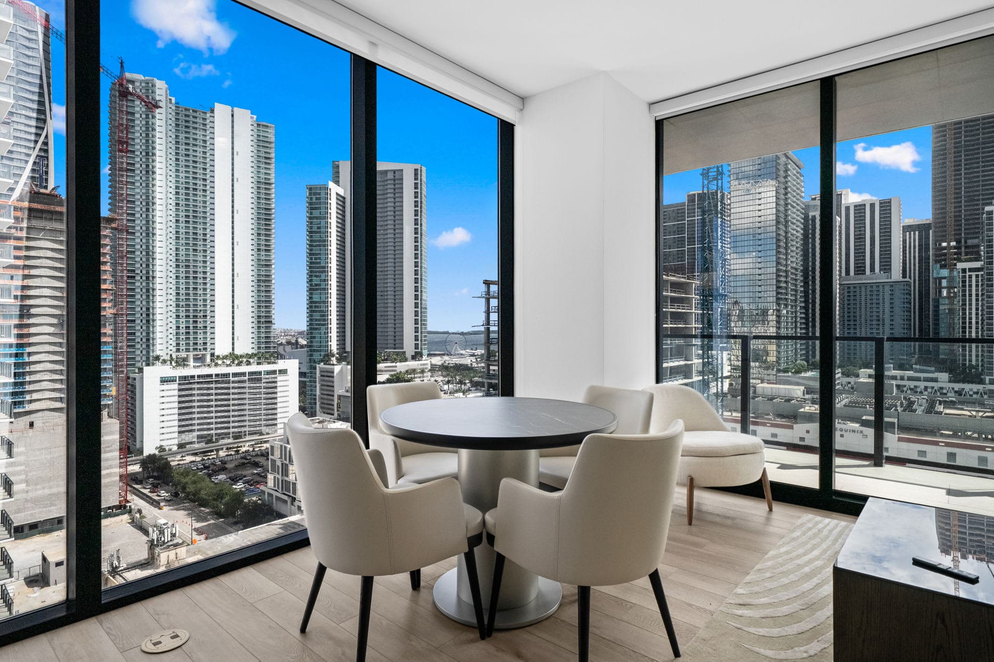 22nd Floor E11EVEN Combined Suite Pool City View
