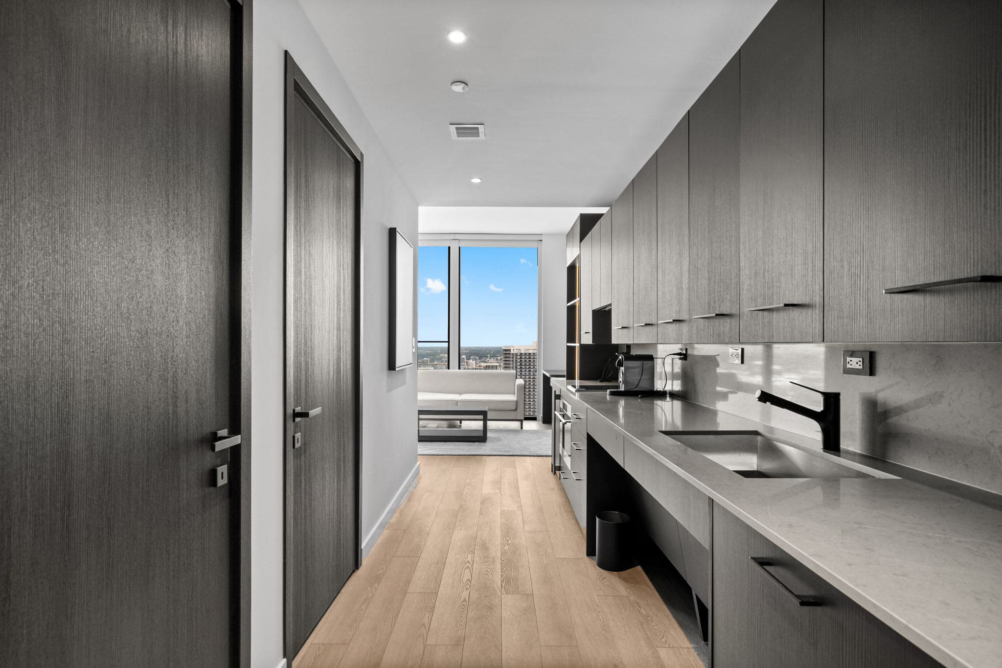 Luxury E11EVEN 35th Floor Suite w/ City & Bay View