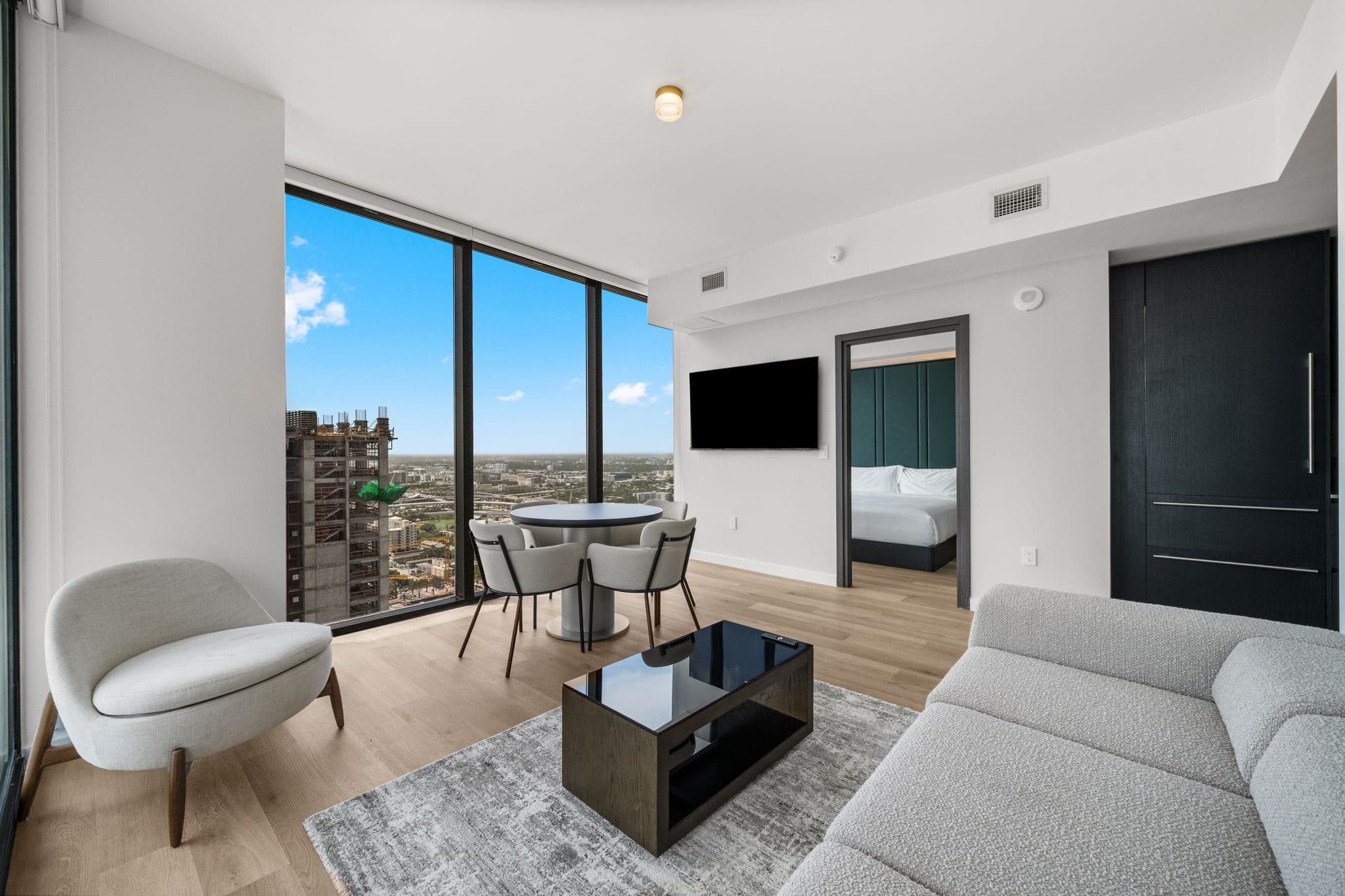 35th Floor E11EVEN Retreat with Skyline & Bay Views