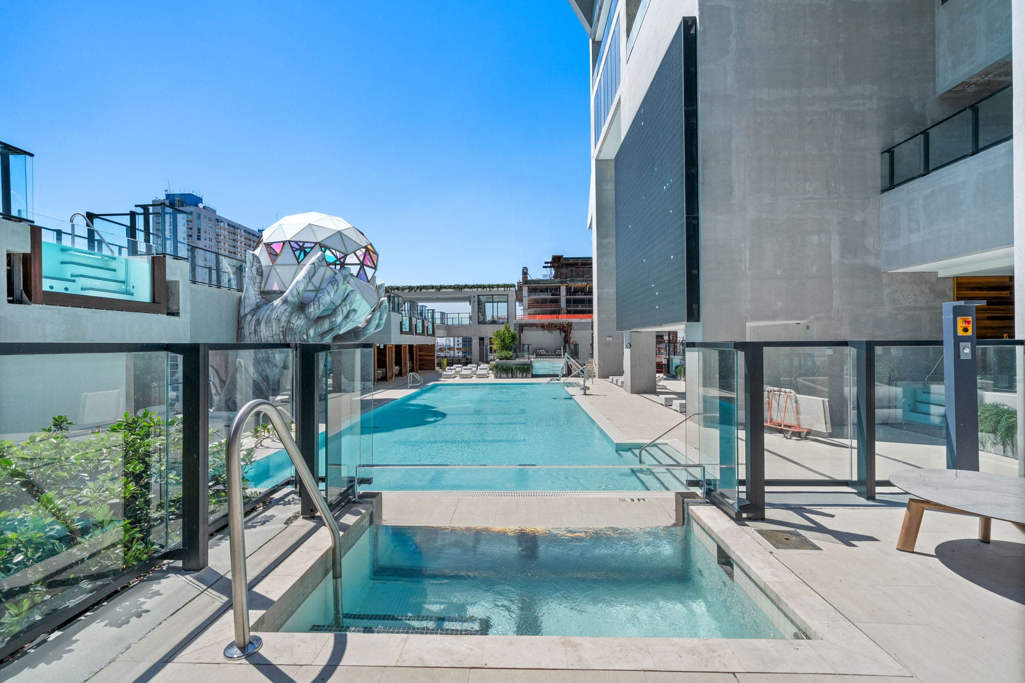 42nd Floor E11EVEN | Bay & Skyline Views + Pool