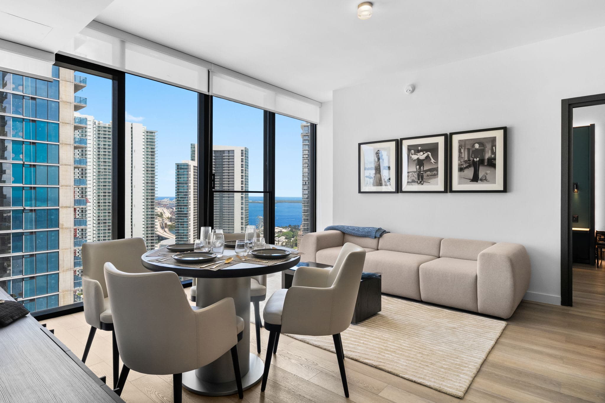 Downtown Miami Condo w/ Rooftop Pool & Valet
