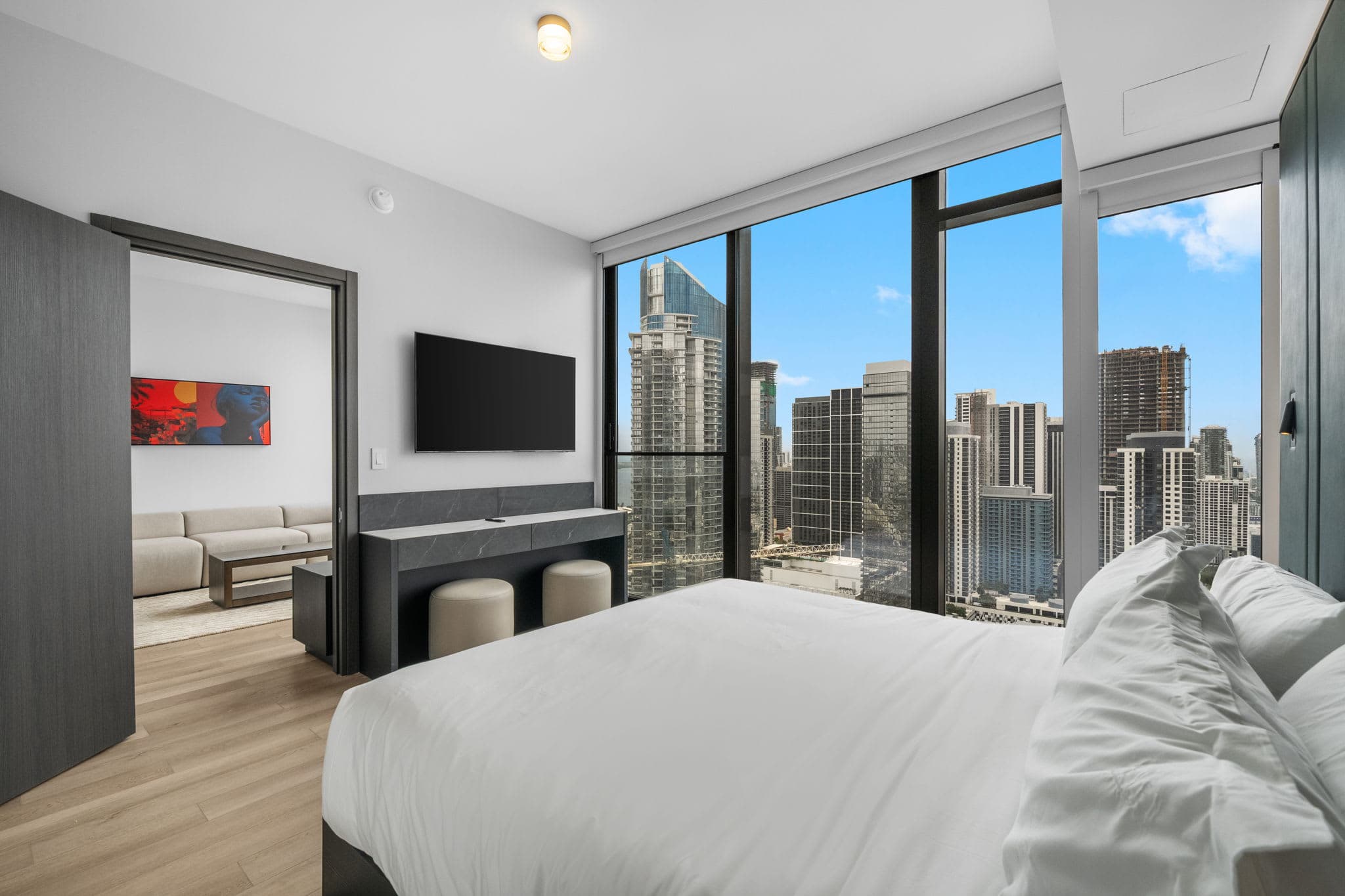 Luxury E11EVEN Skyline Views & ELITE Amenities