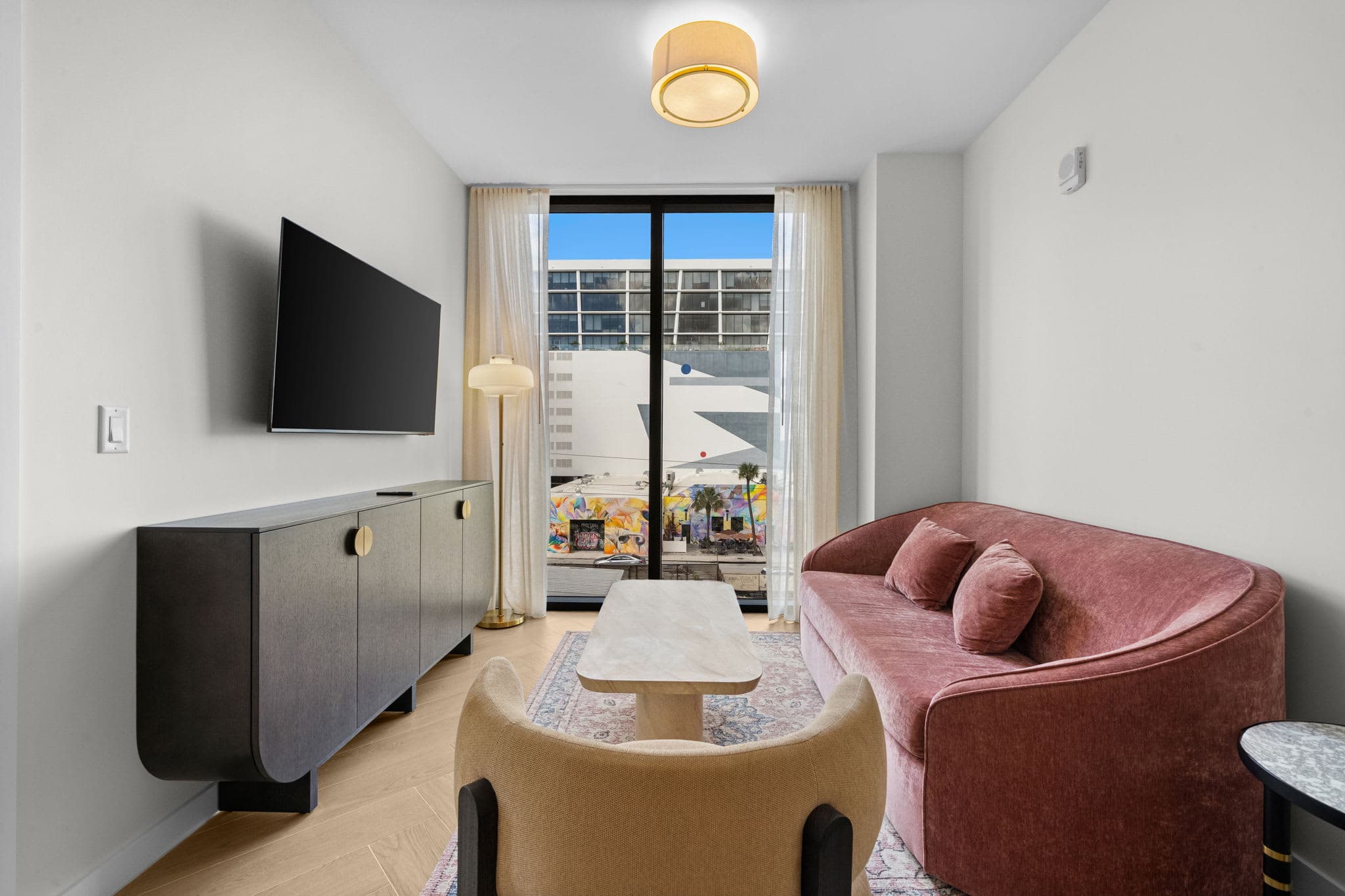 Stylish Wynnwood Apartment with Resort Pool & Gym